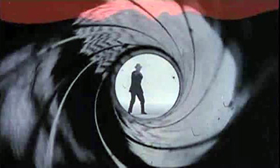 Bob Simmons as James Bond 007 in the gun barrel sequence featured in the movies Dr. No, From Russia with Love, and Goldfinger. Photo: Danjaq and United Artists.