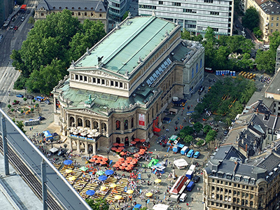 Alte Oper, Opernplatz 1, 60313 Frankfurt am Main, Germany. Photo by: dontworry.