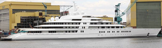 M/Y Azzam - world's largest yacht: 590 ft / 180 m / £400 mio. Launched on April, 5, 2013.