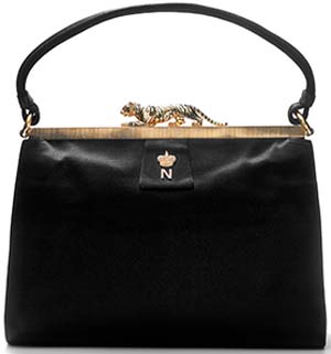 This handbag features the initial of Princess Nina Mdivani, to whom it was given as a gift by Barbara Hutton, 1961.