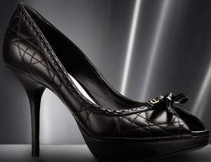 Dior Pump Black Nappa Leather and Black Patent Leather 9.5 cm.