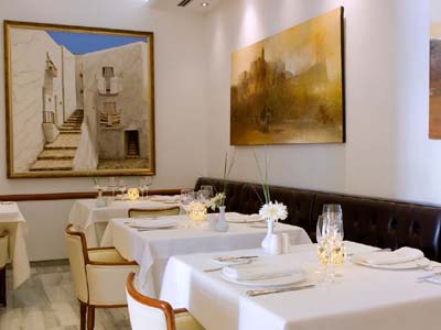 Es Mirador Restaurant, Hotel Mirador de Dalt Vila, Plaza de España 4, 07800 Ibiza Town.