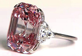 World's most expensive jewel: the Graff Pink diamond.
