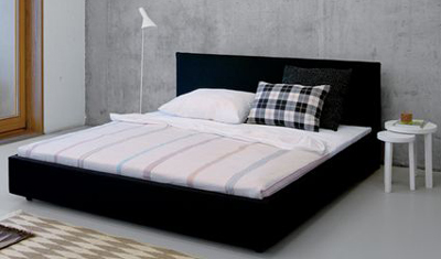 SL05 PARDIS bed designed by Philipp Mainzer for e15.