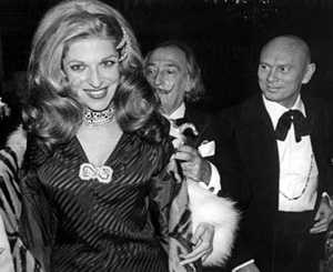 Hostess baroness Marie-Hélène de Rothschild with two of her guests at the Proust Ball December 11, 1971.