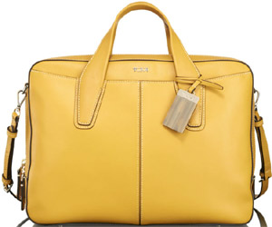 Tumi Carlisle Collection Forrest Leather Attaché: US$445.