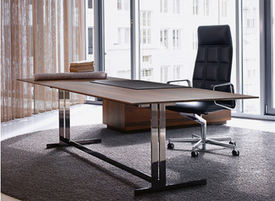 Walter Knoll executive office.