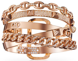 Hermès women's bracelet in rose gold with diamonds.
568 diamonds, 4.71 total carat weight, TGM, size small: US$118,400.