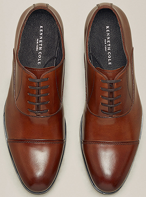 Kenneth Cole Oxford Country Club Cap Toe men's shoe: US$155.