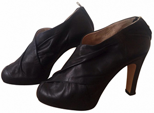 Damir Doma Women's Black Leather Heels shoes: €500.