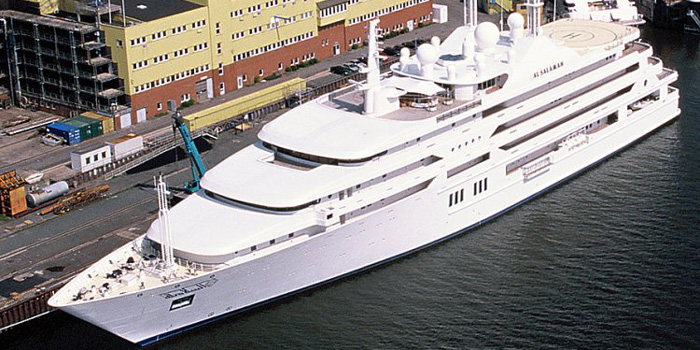 Al Salamah - the world's ninth largest yacht: 457 ft / 139 m.