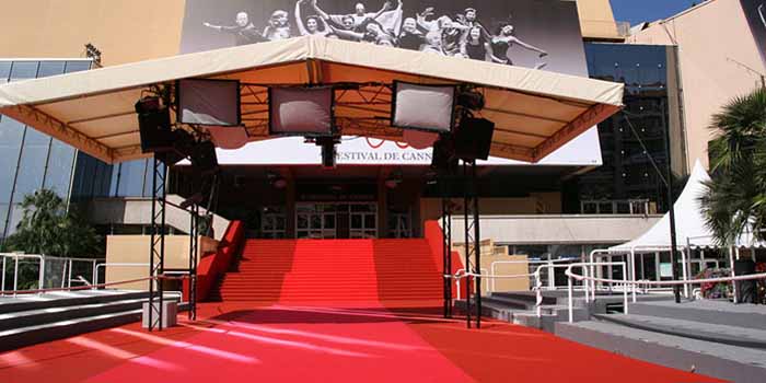 Red carpet of the Palais des Festivals et des Congrès during the 2007 Cannes Film Festival.