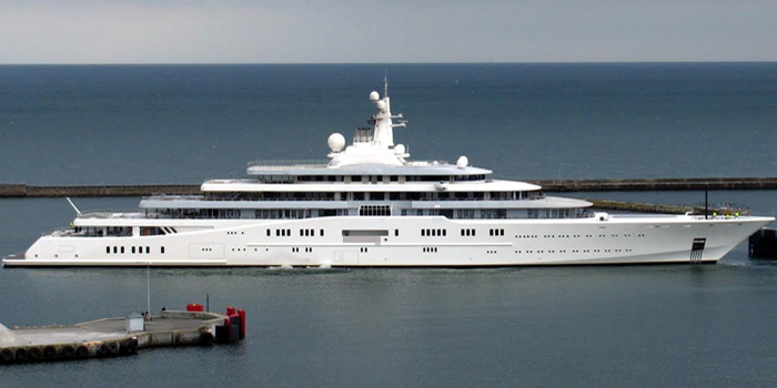 Eclipse - the world's second largest yacht: 538 ft / 164 m / £300 mio.