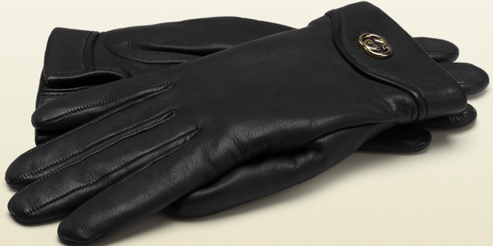 Gucci women's gloves with interlocking G: US$395.