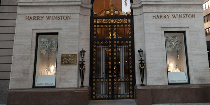 Harry Winston Flagship Store, 718 5th Avenue at 56th Street, New York City, NY 10019, United States.