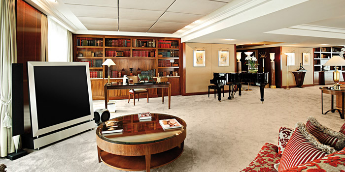 World's most expensive hotel suite: US$85,000 per night: the Royal Penthouse Suite at Hôtel Président Wilson, 47 Quai Wilson, 1211 Genève 21, Switzerland.