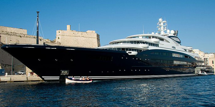 Serene - the world's 11th largest yacht: 440 ft / 134 m / US$200 mio.