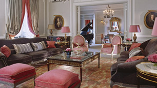 The Eiffel Suite at Hôtel Plaza Athénée, 25 Avenue Montaigne, 75008 Paris, France. Price: €10,000