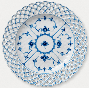 Royal Copenhagen Blue Fluted Full Lace plate: US$700.