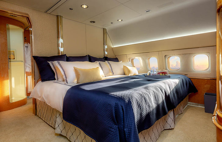 Boing 767BBJ Skylady suite by Comlux.