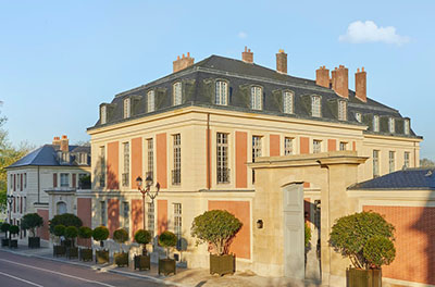 Le Grand Contrôle, 12 Rue de l'Indépendance Américaine, 78000 Versailles.