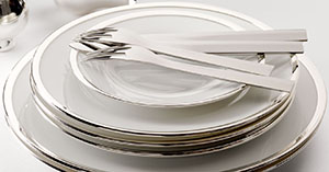 Puiforcat Cercle d'Orfèvre porcelain plates.