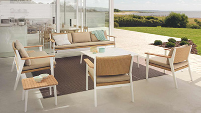 Triconfort Riba outdoor furniture.