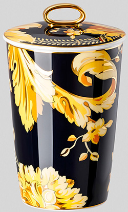Versace Vanity Scented Candle: US$325.