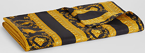 Versace I ♥ Baroque Printer Comforter: US$575.