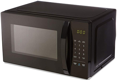 AmazonBasics Microwave, 0.7 Cu. Ft, 700W, works with Alexa: US$59.99.