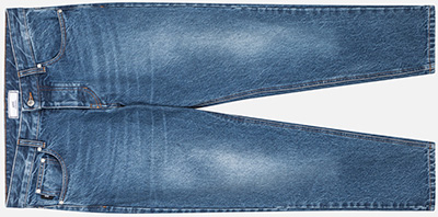 Ami Paris Carrot Fit men's jeans.