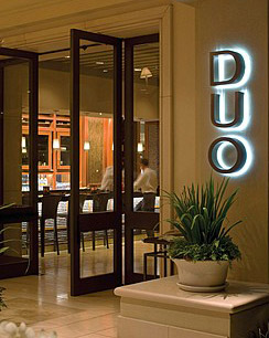 DUO.