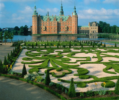 Frederiksborg Castle Gardens, DK-3400 Hillerød, Denmark.