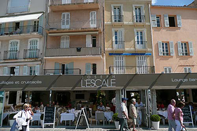 L'Escale Lounge Bar.