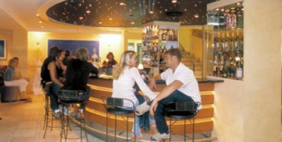 Loco's Bar at Hotel Arc En Ciel, Egglistrasse 24.