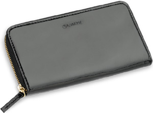 Marlen Female wallet with zip.