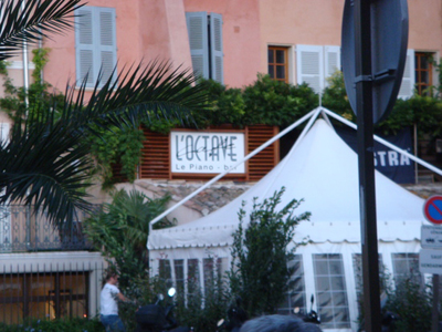 Octave Café.