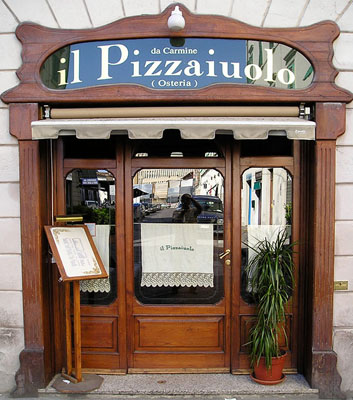 Il Pizzaiuolo, Via dè Macci 113/R, 50122 Firenze.