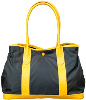Rubinacci Struzzo Nera Women's Handbag: €674.