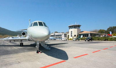 Golfe de Saint-Tropez International Airport.