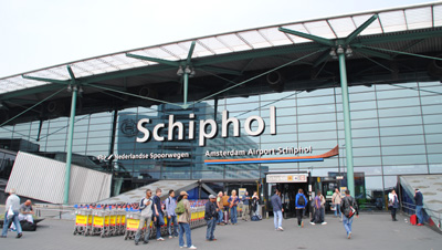 Amsterdam Airport Schiphol, Evert van de Beekstraat 202, 1118 CP Schiphol, Netherlands.
