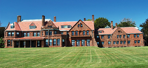 Vinland Estate, Ochre Point, Newport, RI 02840, U.S.A.