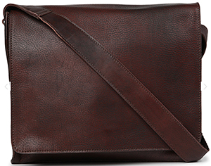 Jost Churchill medium messenger bag.