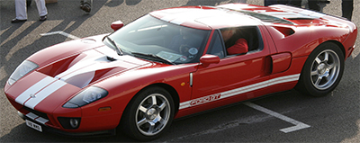 Ford GT (2005-2006).