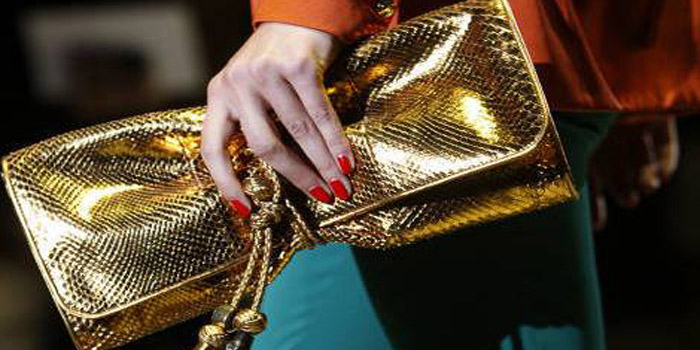 Gucci woman's clutch evenning handbag.