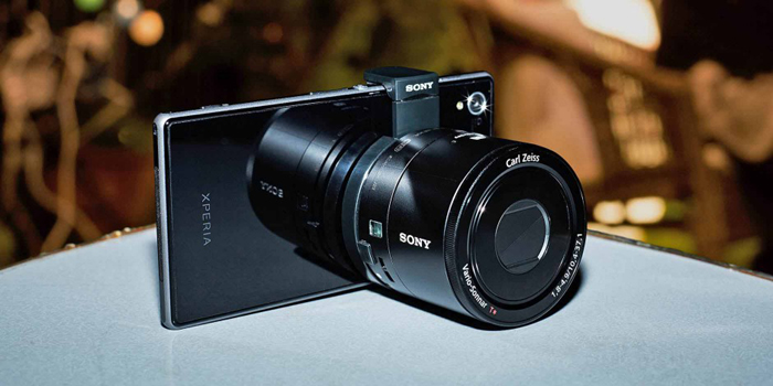 SONY DSC-QX100 - Smartphone Attachable Lens-Style Camera.