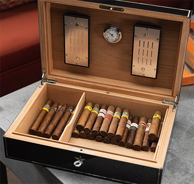 Byblos Cigar Box | Byblos By Elie Bleu: €3,700.