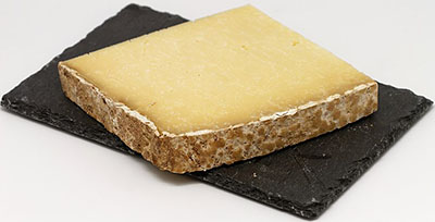 Cantal cheese. Image Courtesy Coyau.