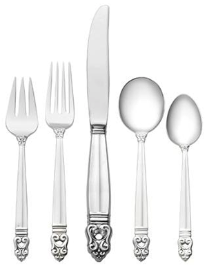 International Silver Royal Danish 46 Piece Set, Place Size with Cream Soup Spoon. Service for 8: US$9,200