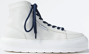 Sunnei Dreamy women's sneakers with high top and black laces. White leather upper with white rubber outsole: €430.
